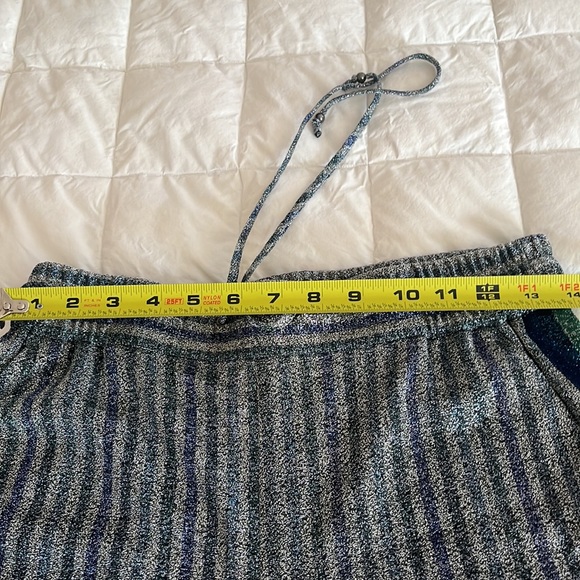 Two piece metallic set - Picture 17 of 17